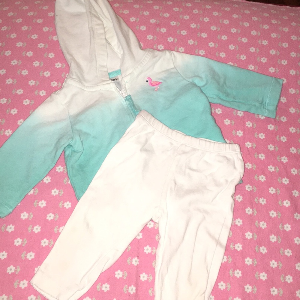 3/$25 ⭐️ 👶🏽 Carters baby girl sweat suit 👶🏽
